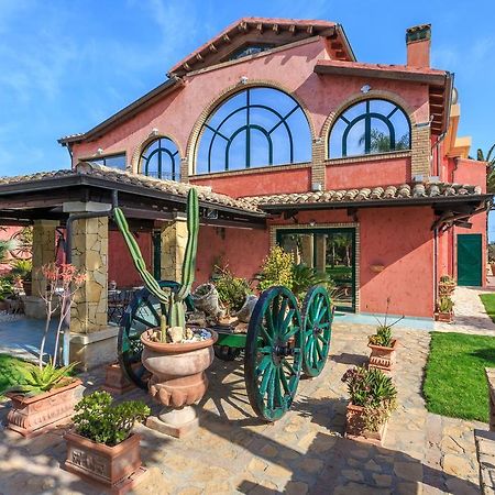 Casa Vacanze Villa Flumini ฟลูมินิ ดิ กวาร์ตู ภายนอก รูปภาพ