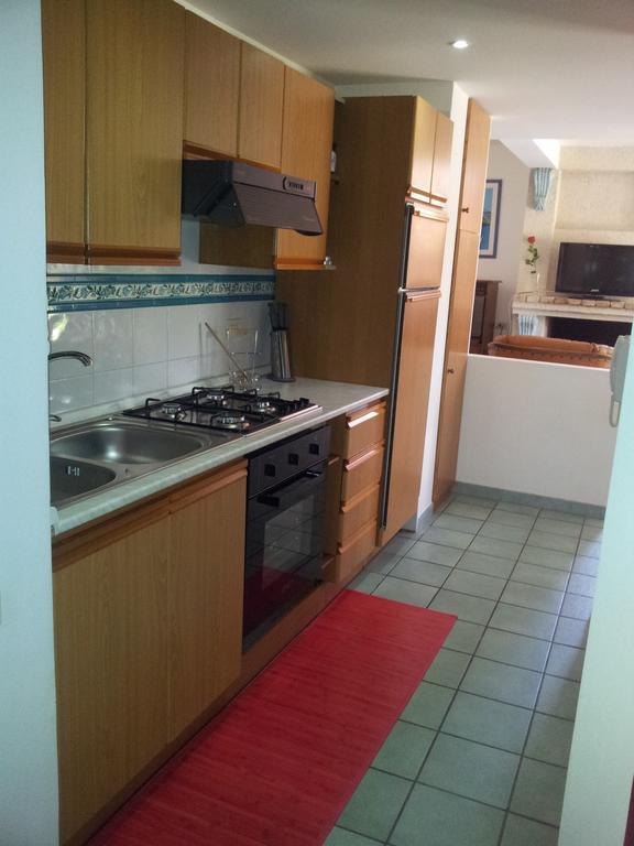 Casa Vacanze Villa Flumini ฟลูมินิ ดิ กวาร์ตู ห้อง รูปภาพ