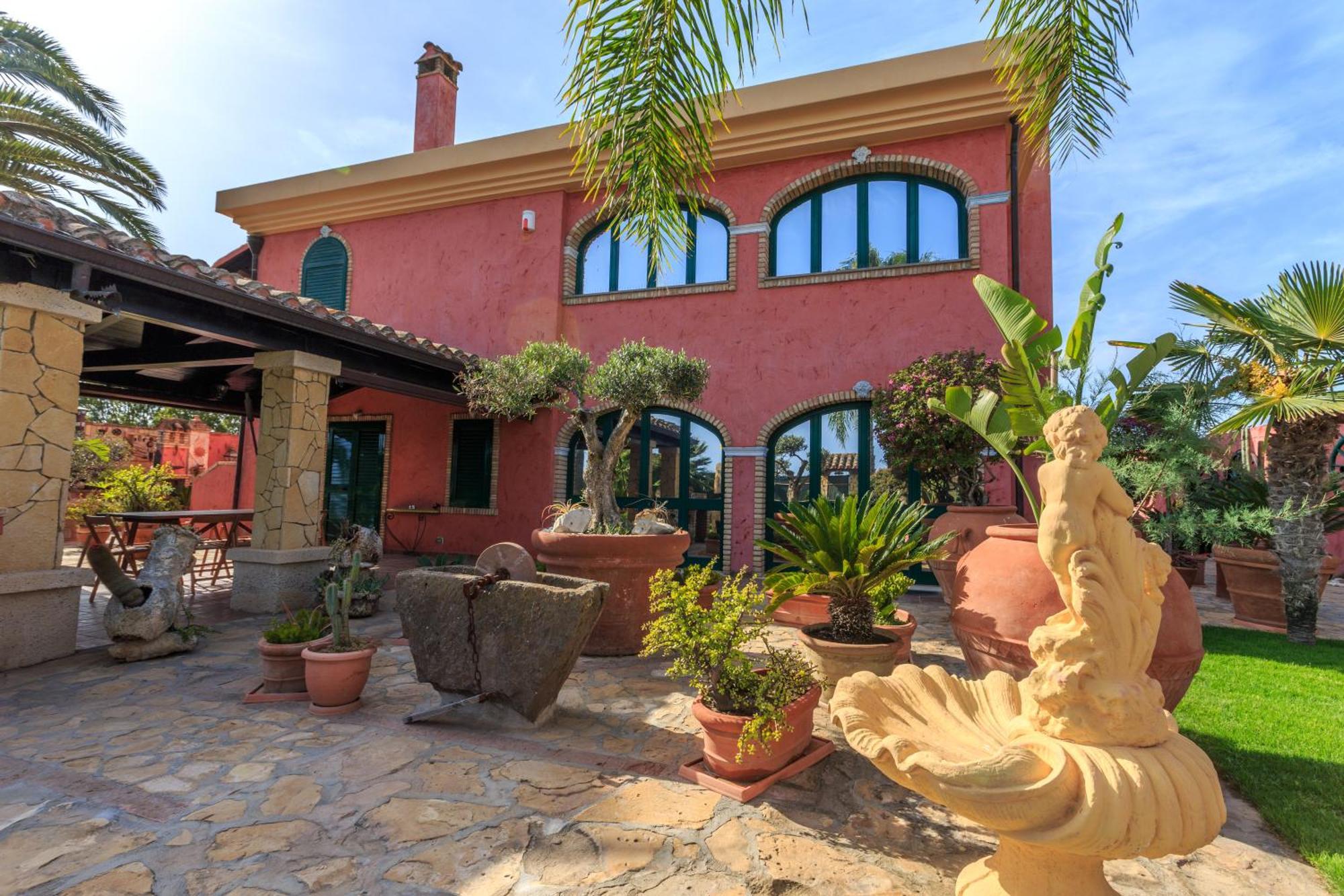 Casa Vacanze Villa Flumini ฟลูมินิ ดิ กวาร์ตู ภายนอก รูปภาพ
